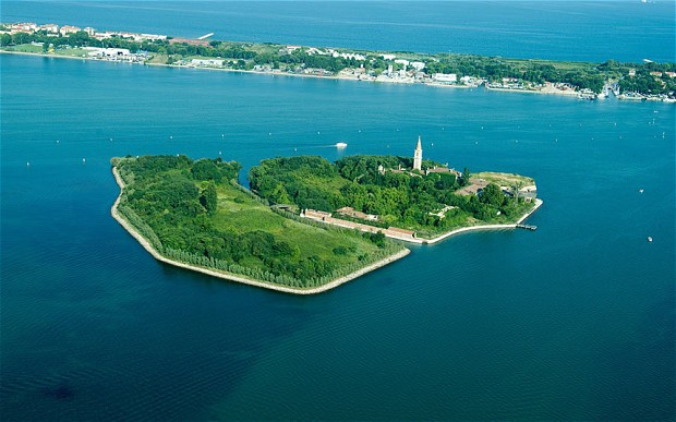 Mysterious Places you can NEVER visit - Poveglia Island 